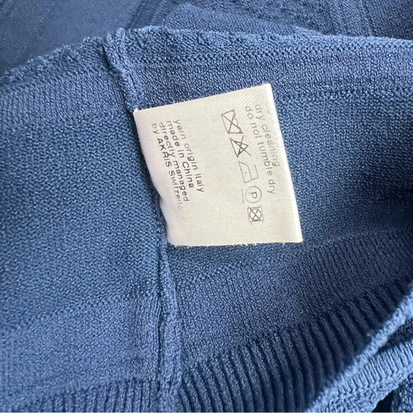 Akris Punto Navy Blue Sleeveless Knit Sweater Top Size US 6 Ribbed - Picture 10 of 10